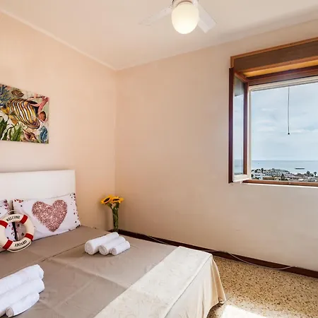 Holiday home The Sunrise Attico Panoramico